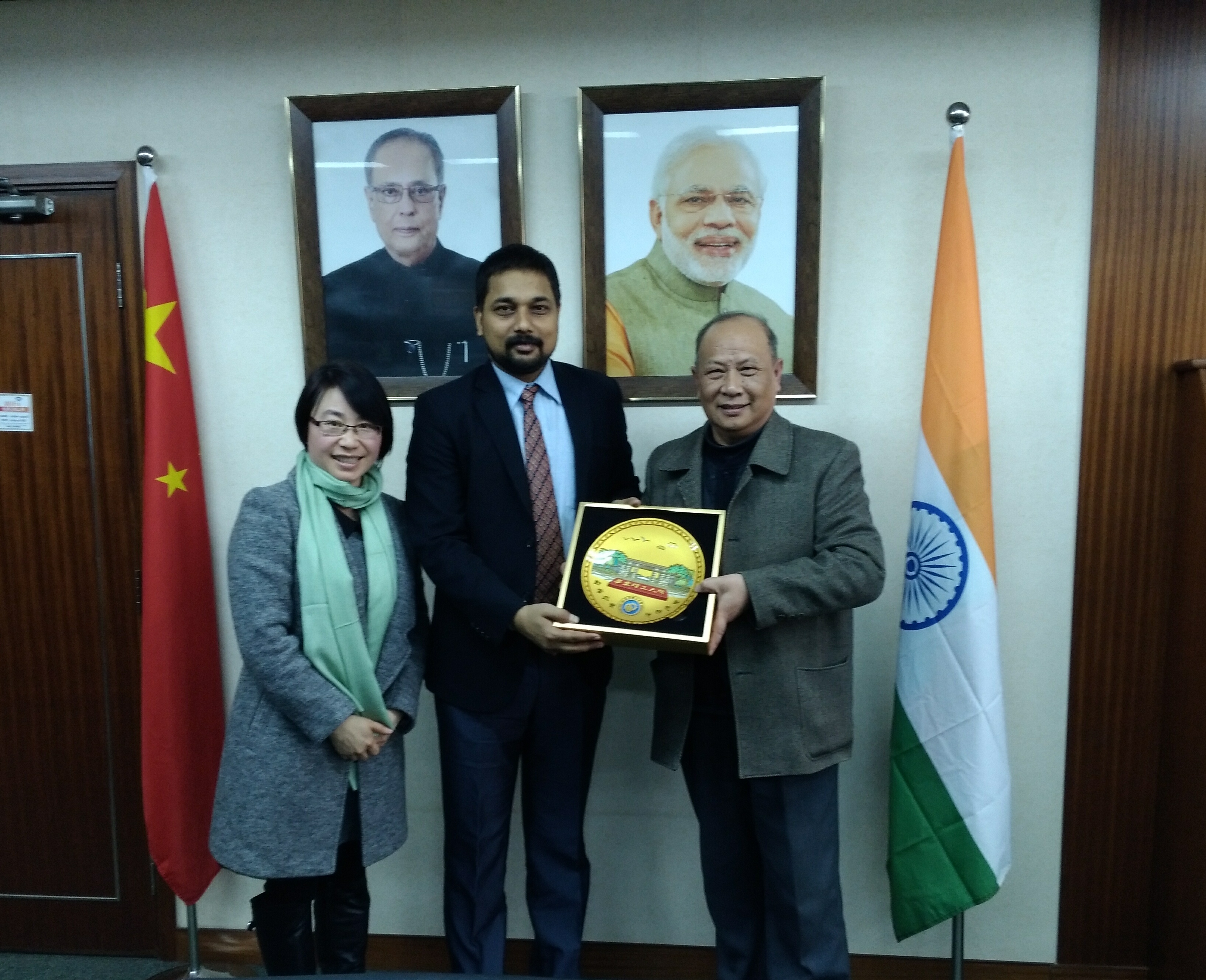 曹锦清教授一行访问印度驻上海总领事馆